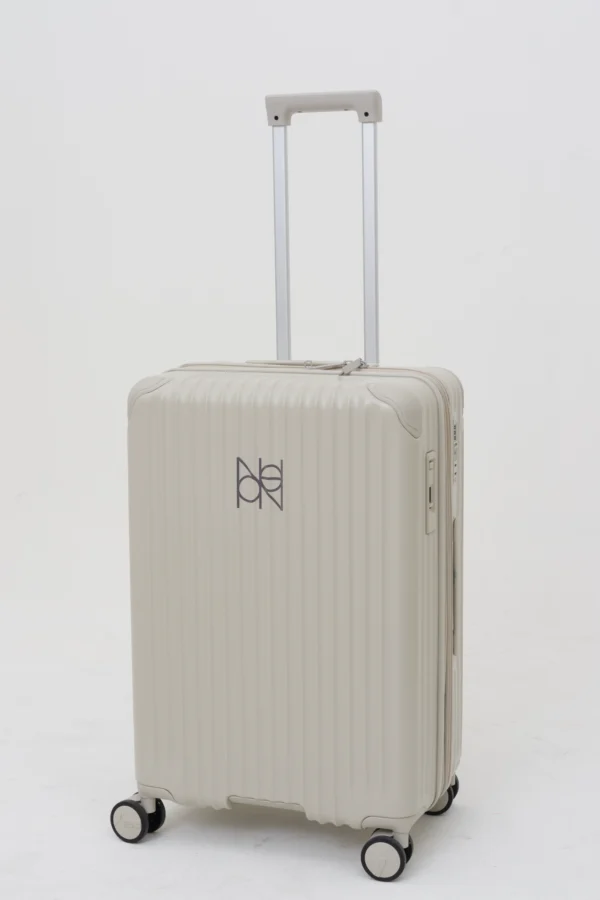 28寸品牌質感行李箱（2色隨機）